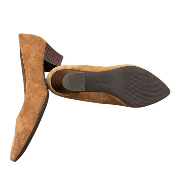 Camel Suede Low Heels - Picture 4 of 6